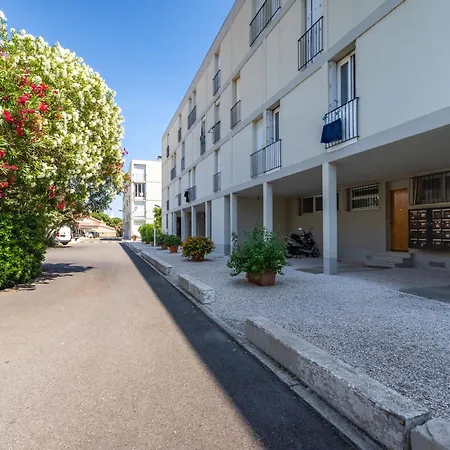 Les Roses Lauriers By Interhome Apartamento