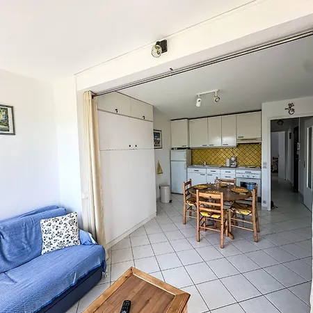 Apartamento Les Roses Lauriers By Interhome